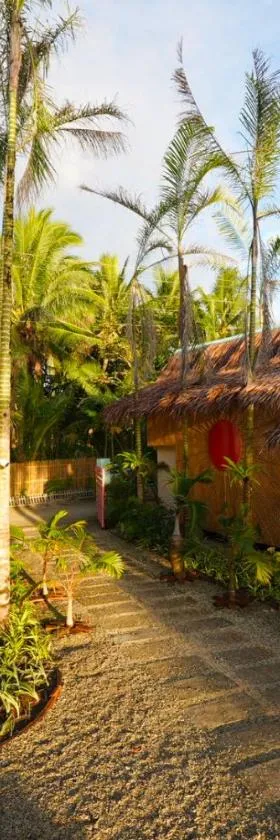 Carabao Island Beach Camp, Hotel in San Jose