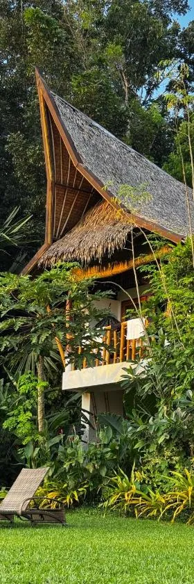 Fox & The Firefly Cottages, Hotel in Loboc