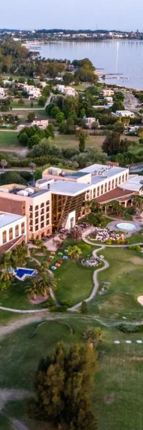 Sheraton Colonia Golf & Spa Resort, Hotel in Colonia del Sacramento