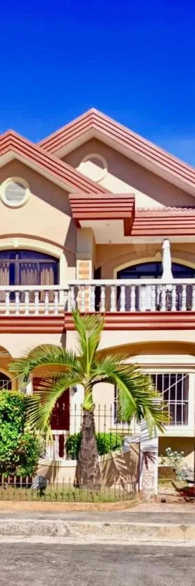 Entire House at Club Morocco Beach Club Subic, Hotel in Subic