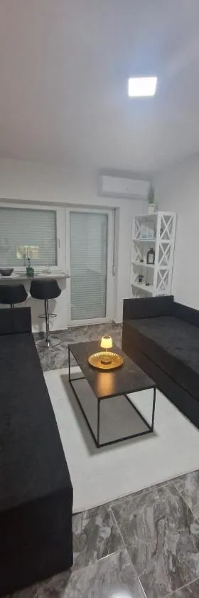Apartman Katić, Hotel in Odžak