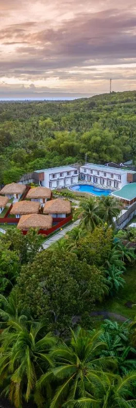 Secret Garden Resort & Villas Panglao Island, Hotel in Biking