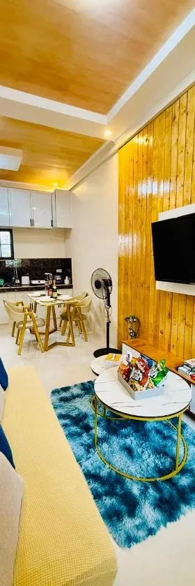 FYLL Homes Francheska Suite Calvario St Cavinti Town Proper, Hotel in Cavinti