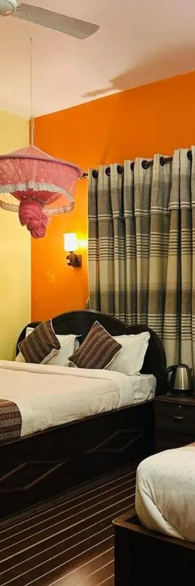 Sweet Home, Hotel in Chitwan