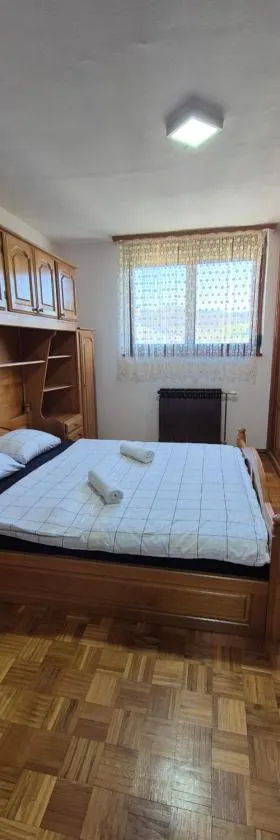 Stan na dan Teslić Centar 2, Hotel in Teslić