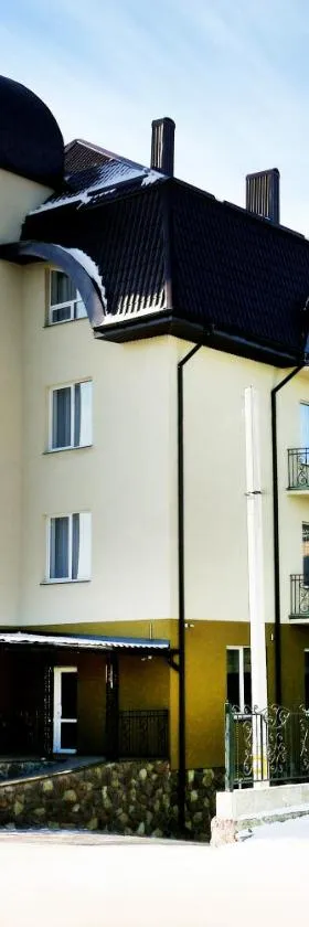 Optima Pochayiv, Hotel in Potschajiw
