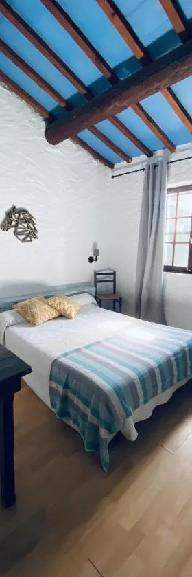 The best available hotels & places to stay near Montcalm, フランス