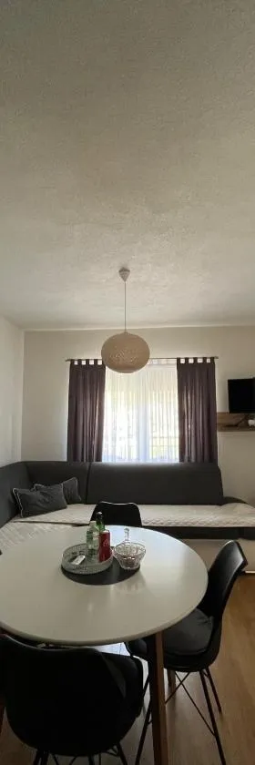 Kuća za odmor Ana, Hotel in Oklaji