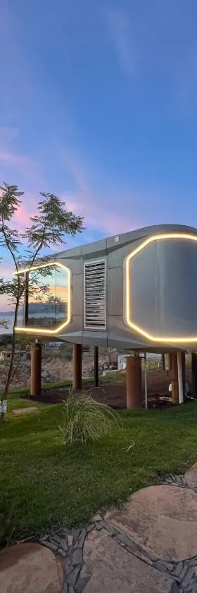 LUA Capsule Rooms, Hotel in San Luis Soyatlán