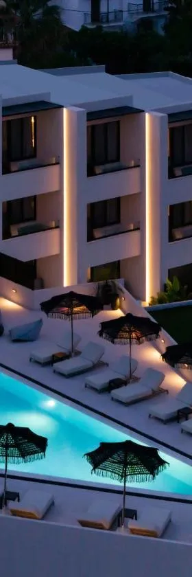 Nimfi Suites, Hotel in Skiathos-Stadt