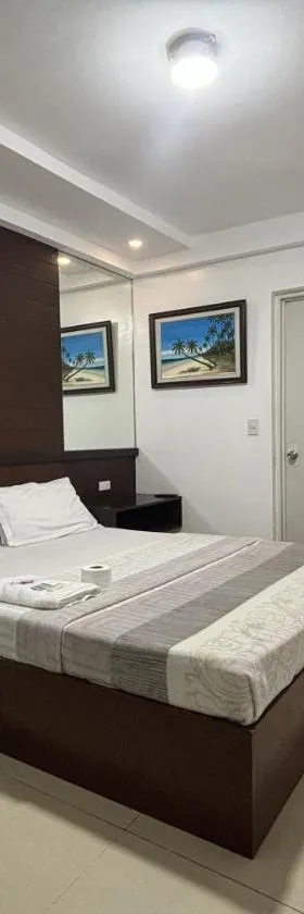 Yellowbell Hotel, Hotel in Batangas City