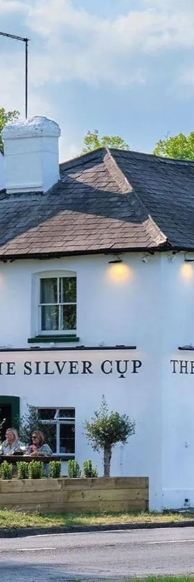 The Silver Cup, Hotel in Harpenden