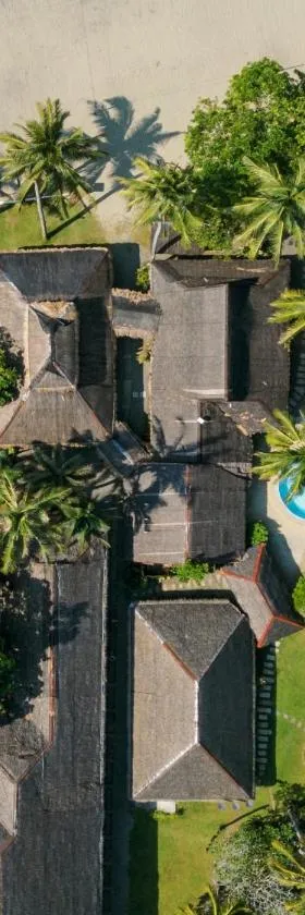Nabulao Beach Resort, Hotel in Hinoba-an