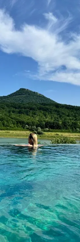 Drive Point (Adventure Lake Resort), Hotel in Asparukhovo