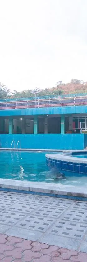 RedDoorz @ Boondocks Cabins Resort, Hotel in Dalumpinas Oeste