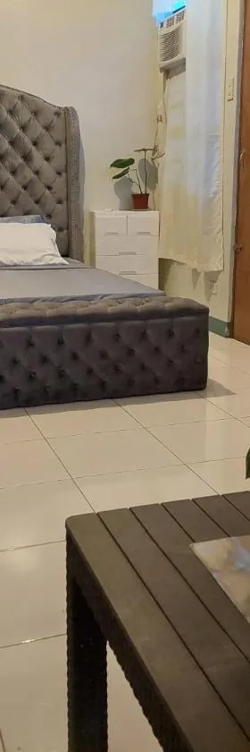 GGGO RESIDENCES, Studio 103, King, Hotel in Sorsogon