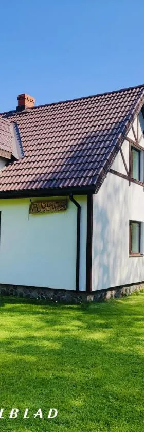 Viesu nams Purenes, Hotel in Vecmuiža