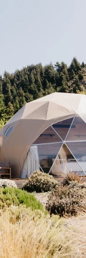 Cross Hill Glamping, Hotel in Lake Hawea