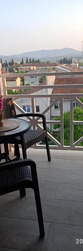 Stan na dan, Hotel in Ljubuški