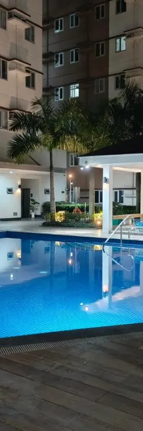 Happy Stays C - The Queen's Loft at SMDC Hope Residences, Hotel in Trece Martires
