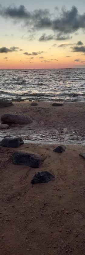 Cozy apartment near the sea, Hotel in Zvejniekciems