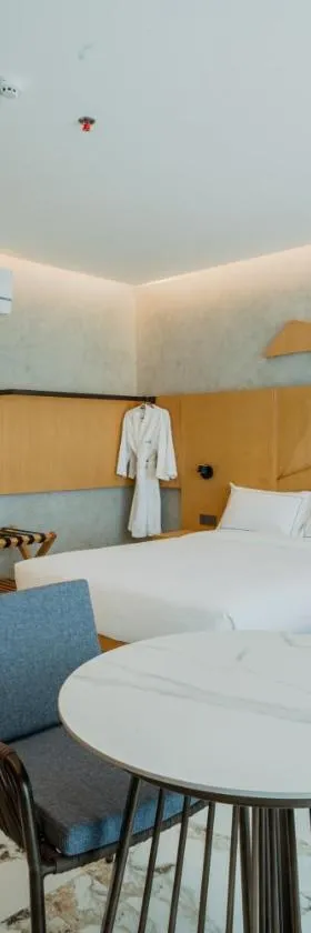 The Hotel Elizabeth Resort and Villas - Long Beach San Vicente Palawan, Hotel in San Vicente