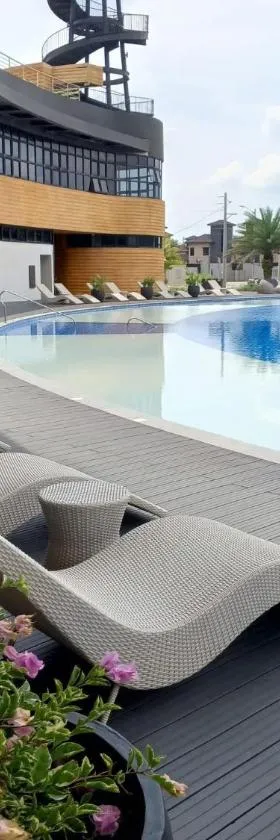 Beach Hive Seafront Villa at San Juan Batangas, Hotel in Batangas City