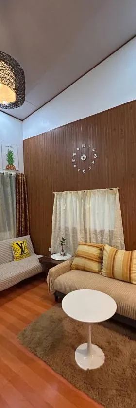 Cozy TinyHouse near SM City Daet smartlockdoor Alexa, Hotel in Daet