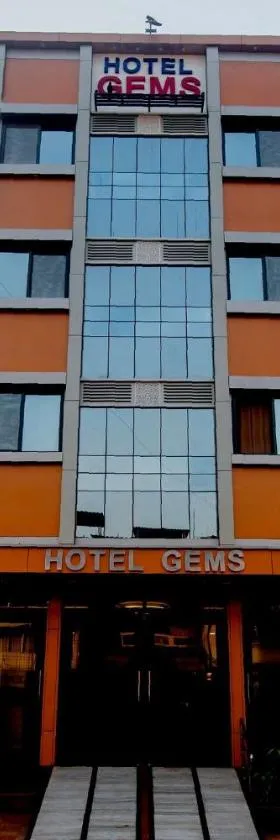 Hotel O Gems, Hotel in Turambhe