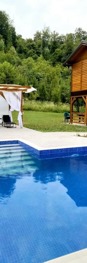 Vikendica Čardak, Hotel in Srebrenik