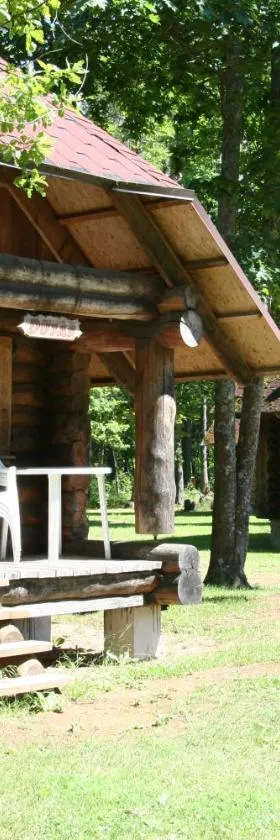 Kempings Sniedzes, Hotel in Ķegums