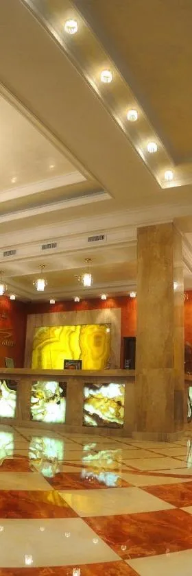 Hotel Mir, Hotel in Riwne