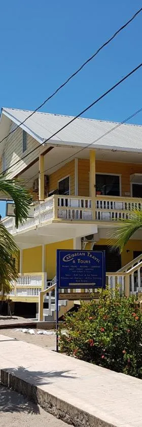 Serenade Hotel, Hotel in Placencia Village