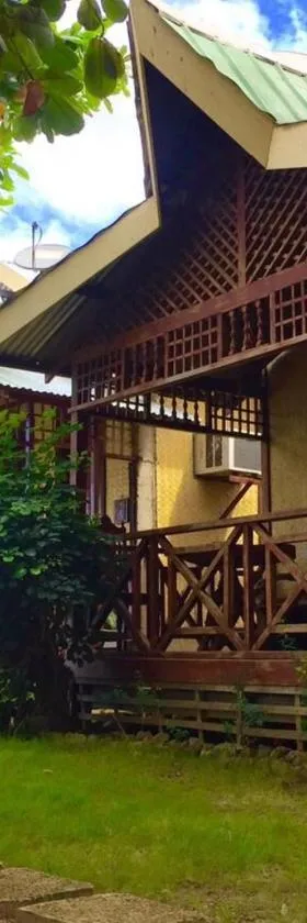 Pems Pension and Restaurant, Hotel in Taytay