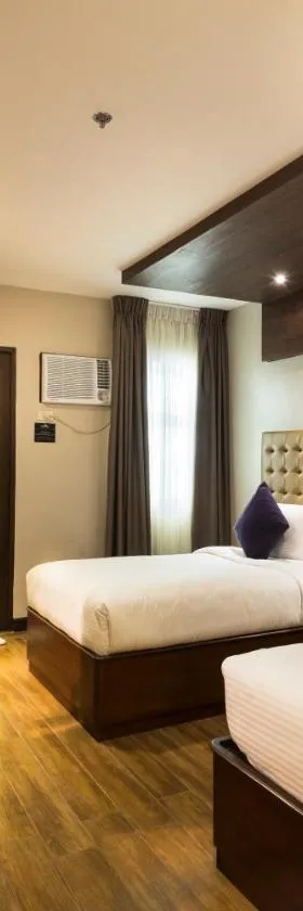 Lenox Hotel, Hotel in Dagupan
