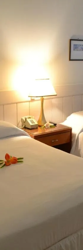 West Plaza Downtown, Hotel in Koror
