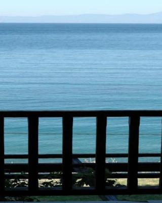 Sangue Blu Beachfront Villa Apartment