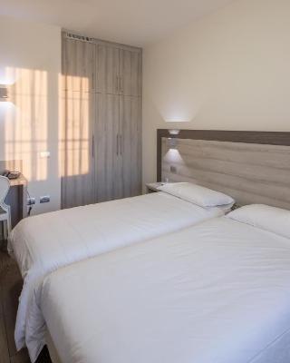 Hotel Panineria Colombera Rossa