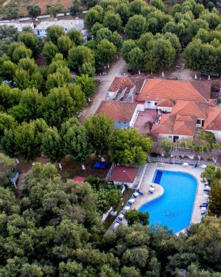 Kalamitsi Beach Camping Village