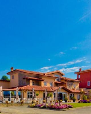 Villa Carolina Resort