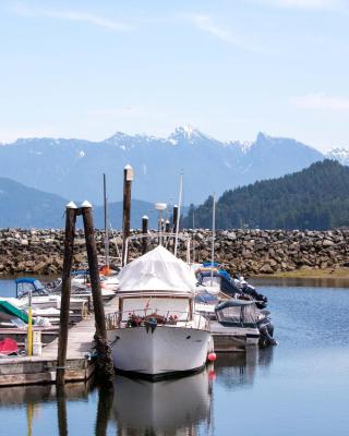 Gibsons Harbour Retreat