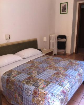 Hotel Gambara