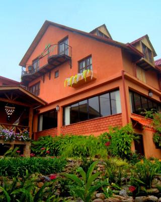 Hotel Rancho Constanza & Cabañas de la Montaña