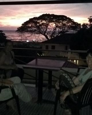 Fortkochi Beach Inn