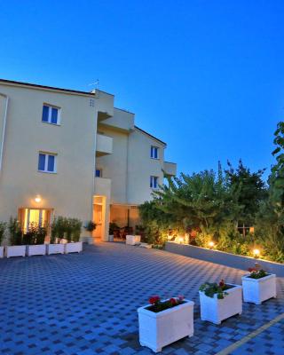 Apartments & rooms Stella Adriatica