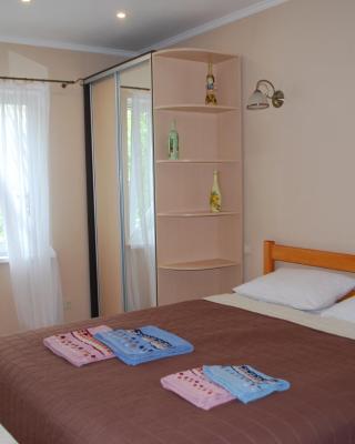Bozhur Guest House