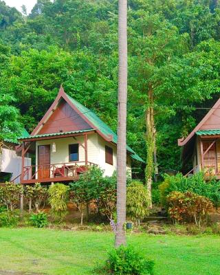 TP Hut Bungalows