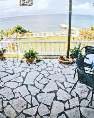 Villa Galanis by the sea