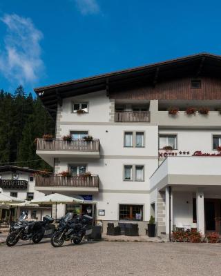 Hotel Paradiso