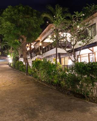The Strand Boutique Resort